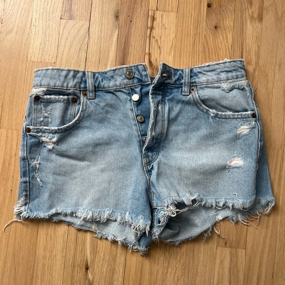 Zara | Distressed Denim Women's Shorts - Picture 3 of 3